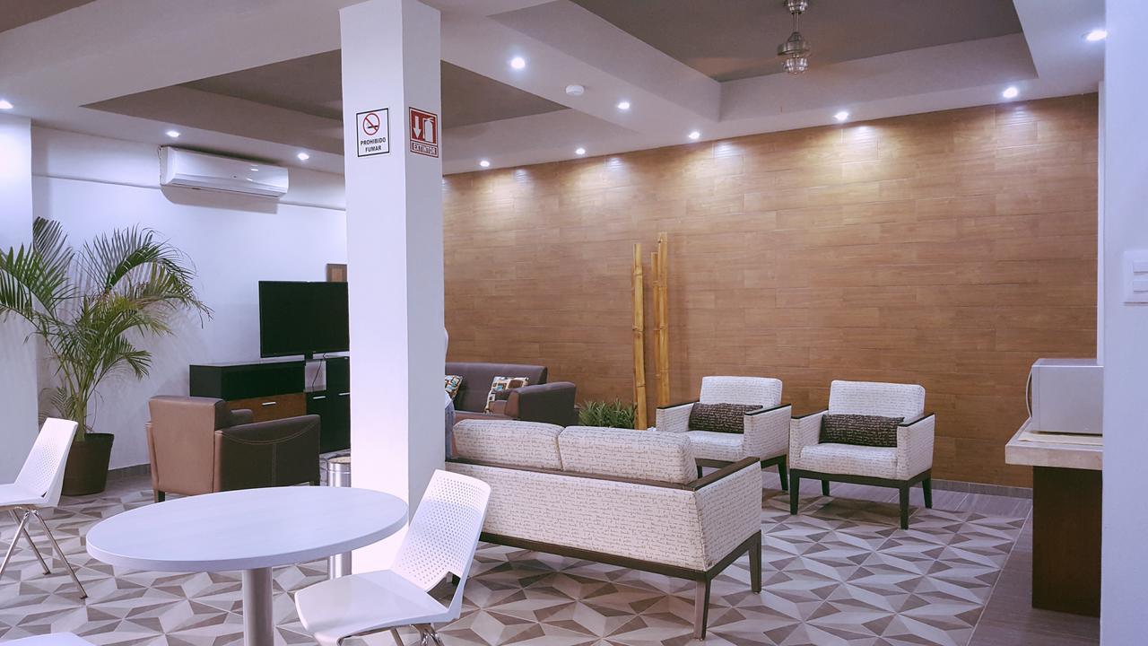 Suites Del Mar Ciudad del Carmen Esterno foto