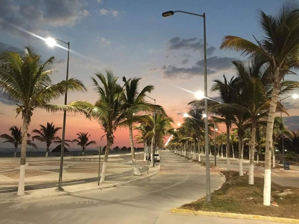 Suites Del Mar Ciudad del Carmen Esterno foto