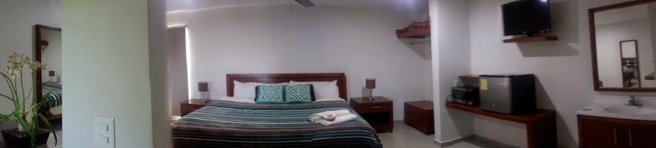 Suites Del Mar Ciudad del Carmen Esterno foto